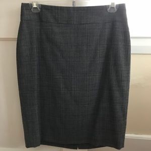 Banana Republic Grey Petite Pencil Skirt